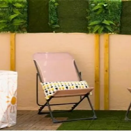 Apartament River 2-bedroom With Terrace In Alcantara