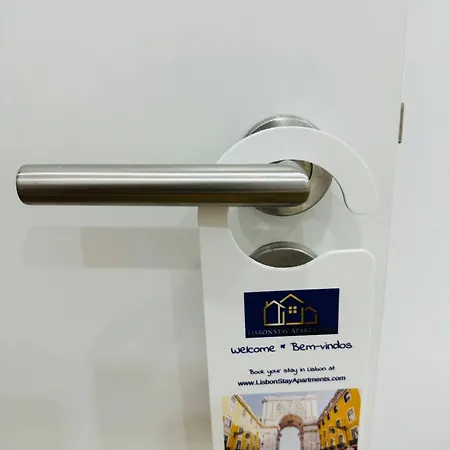 Apartamento River 2-bedroom With Terrace In Alcantara Lisboa